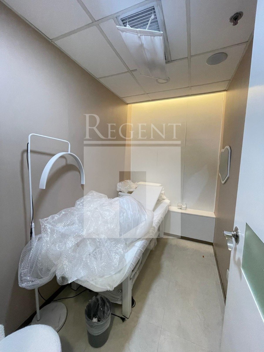 HANG SHUN COMMERCIAL BUILDING (恆信商業大廈)-RGP7958641